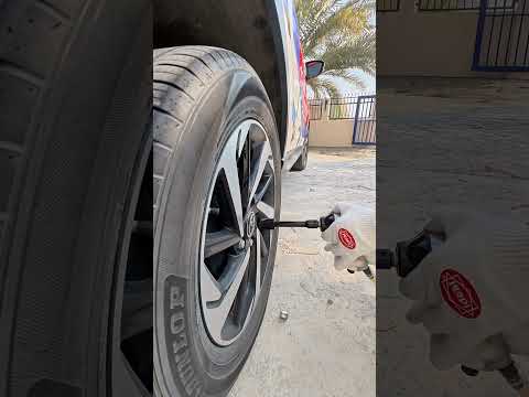 Product demo short video of ID AW17K Pneumatic Impact Wrench Kit 